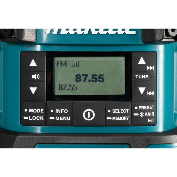 Makita DMR056 Akku-Radio mit Laterne
